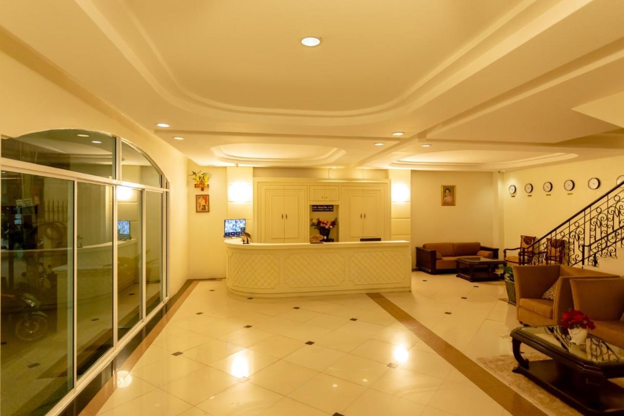 Ivory Palace Hotel Pattaya Exteriör bild